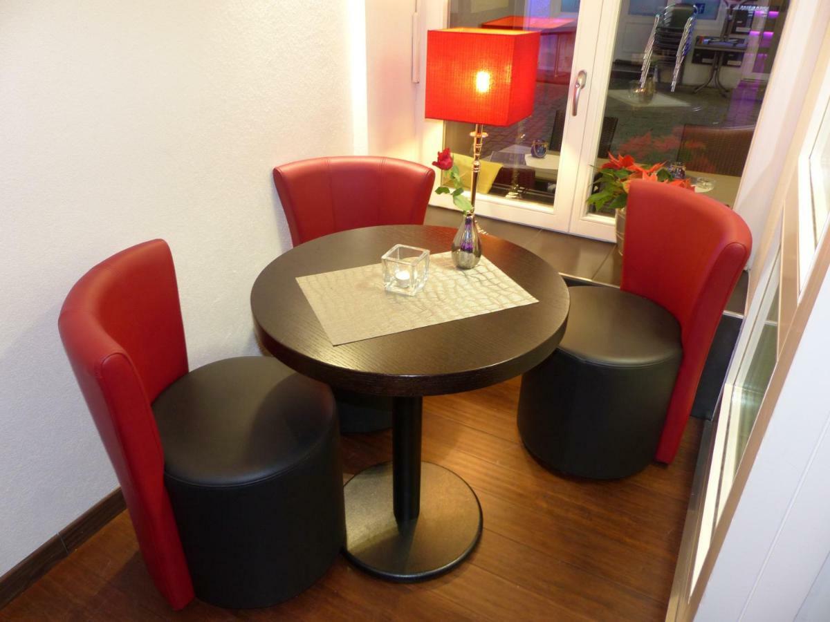 Aparthotel C'Est La Vie Saarlouis Buitenkant foto