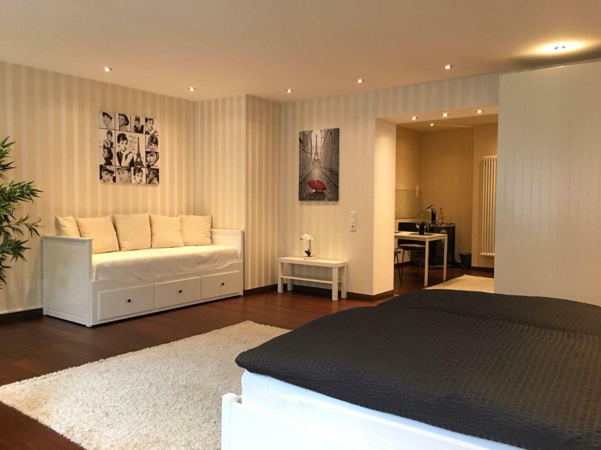 Aparthotel C'Est La Vie Saarlouis Buitenkant foto