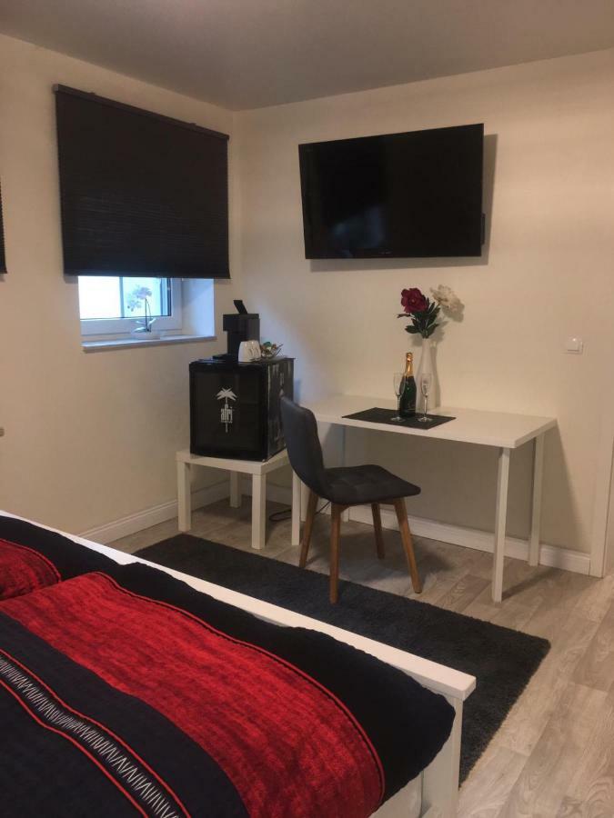Aparthotel C'Est La Vie Saarlouis Buitenkant foto